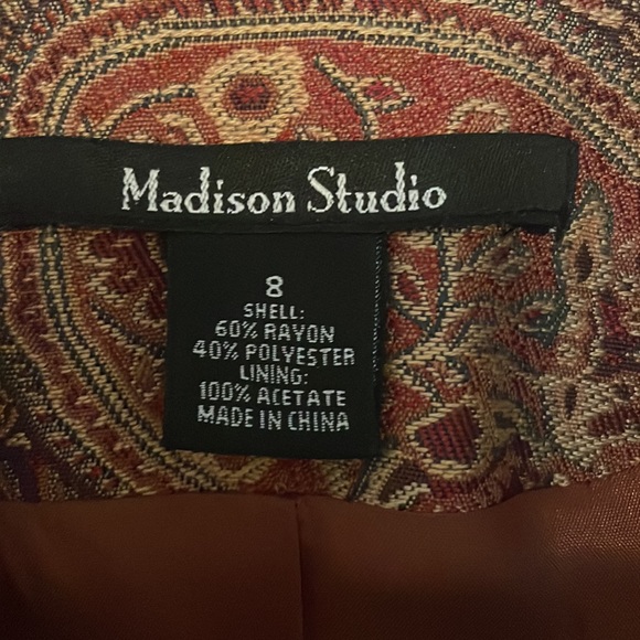 Madison Studio Sz 8 Jacquard, Silk-Lined Coat- Gorgeous Detail - Picture 3 of 6